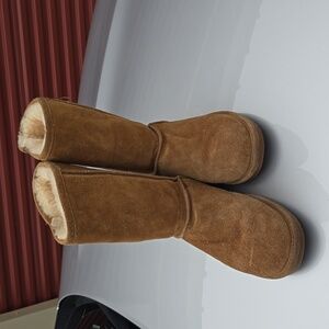 Bearpaw winter boots